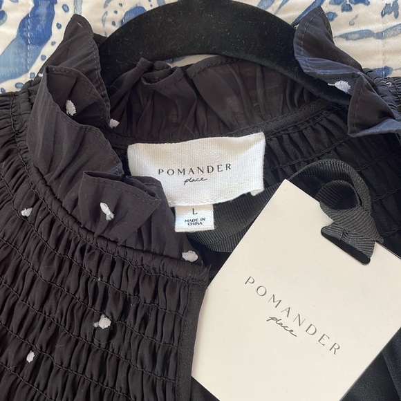 Tuckernuck’s Pomander Place Taylor Dress - Picture 10 of 12